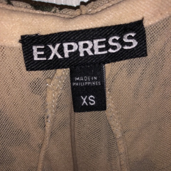 Women’s Express Flowy Tank (XS) - Picture 2 of 3